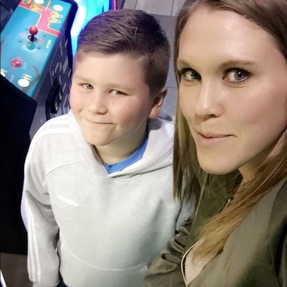 Meet your Posher, Tracy - Picture 3 of 8